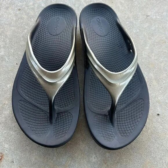 Oofos Oolala Black Recover Sandals Women’s 11 - Picture 1 of 8